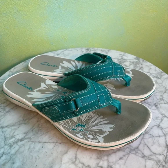 Clark’s Teal Sandals - Picture 2 of 8